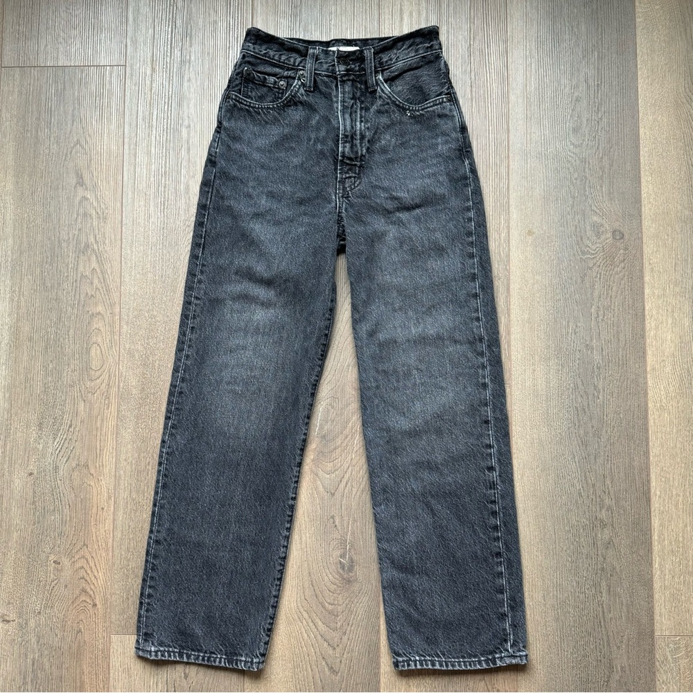Levi’s Vintage Straight High Rise Jeans Size 24